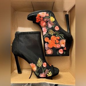 Jessica Simpson Mesh Heels